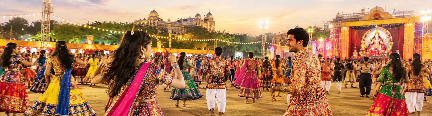 Navratri in Ahmedabad 2026: Garba Venues, Passes, Markets, Food