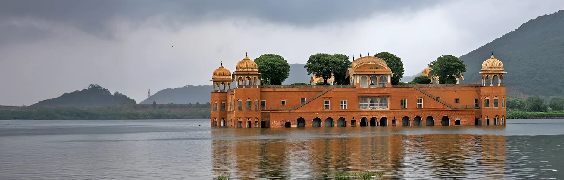 11 Magical Places to Visit in Jaipur This Monsoon 2026