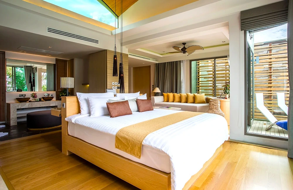 Crest Resort & Pool Villa