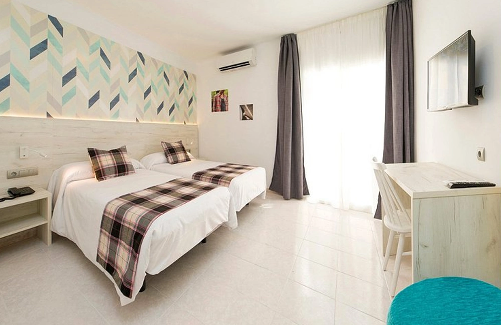 HOTEL VIBRA LEI IBIZA