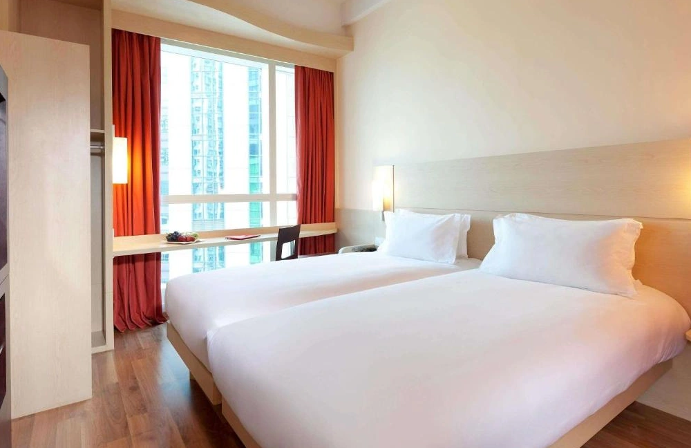 Ibis Hong Kong Central And Sheung Wan