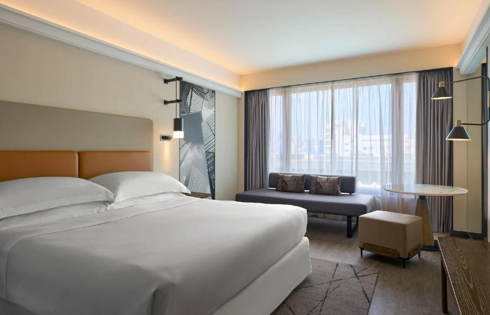 Sheraton Hong Kong Hotel & Towers