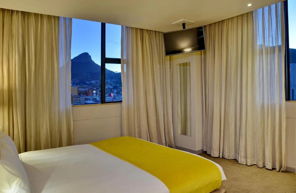 Cresta Grande Hotel