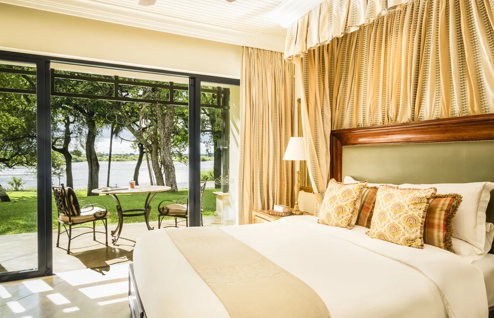 Royal Zambia Retreat Victoria Falls & Safari